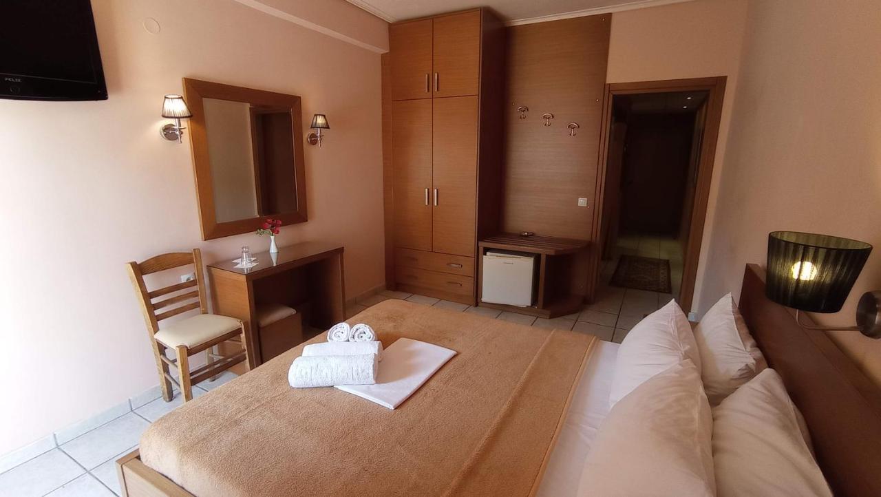 Hotel Lito Paralía Esterno foto