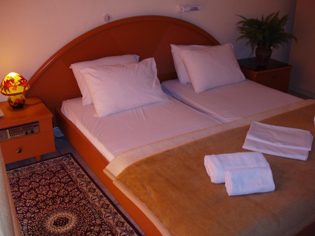 Hotel Lito Paralía Esterno foto