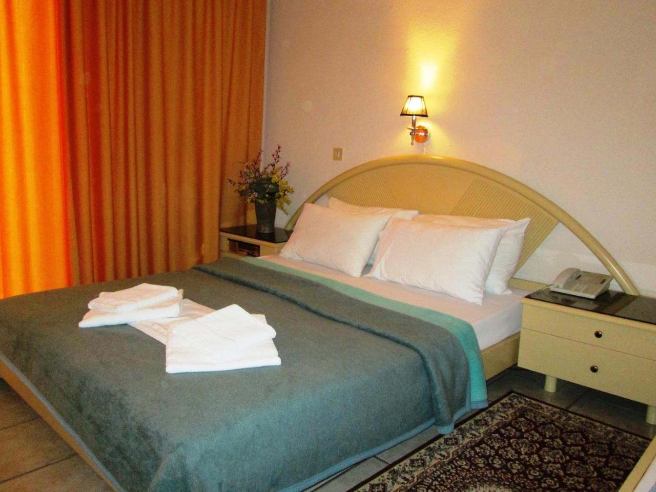 Hotel Lito Paralía Esterno foto
