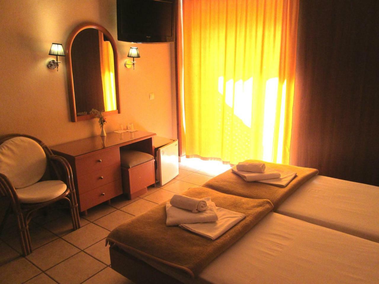 Hotel Lito Paralía Esterno foto